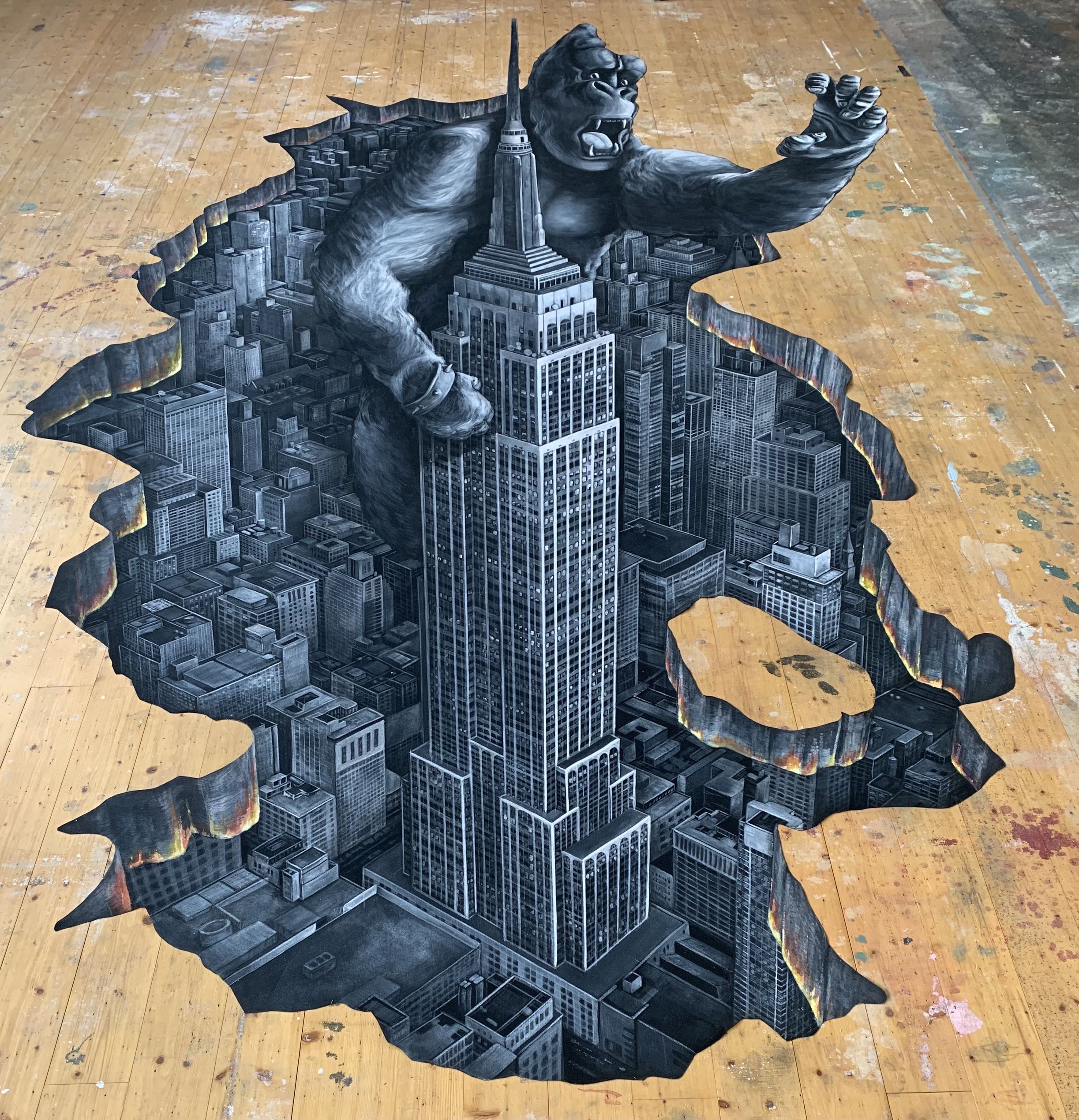 Architectural Anamorphosis Painting „King Kong is Back“, Acryl on Black Cotton, 500×285cm, 2024