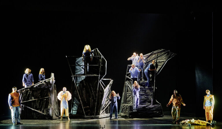 „Duell“ for Staatsschauspiel Dresden with HfM Dresden
Stage Design: Pauline Malacarne
Scenic Painting, 2024