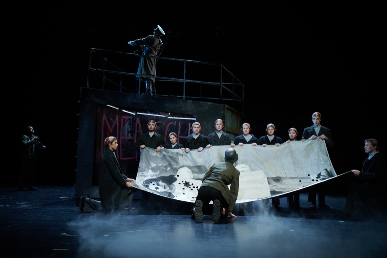 Stage design for "Die Weiße Rose" (Version 1967) by Udo Zimmermann at Staatsschauspiel Dresden, 2025